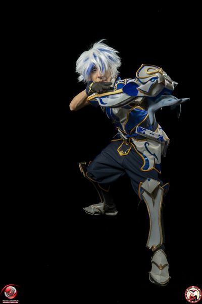 Kamui_shiro - Ezreal porcelain arm