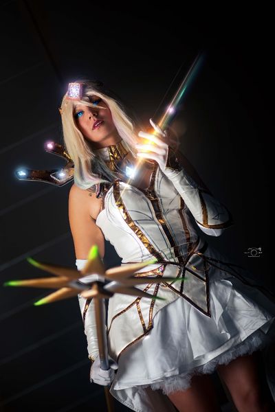 Tenembra_ - Lux light LoL