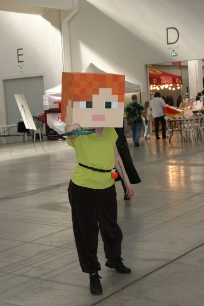 Poklie, Alex