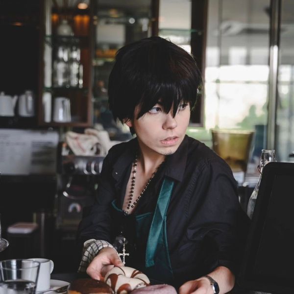 Trish_trash_cosplay - Vashwood Coffeeshop
