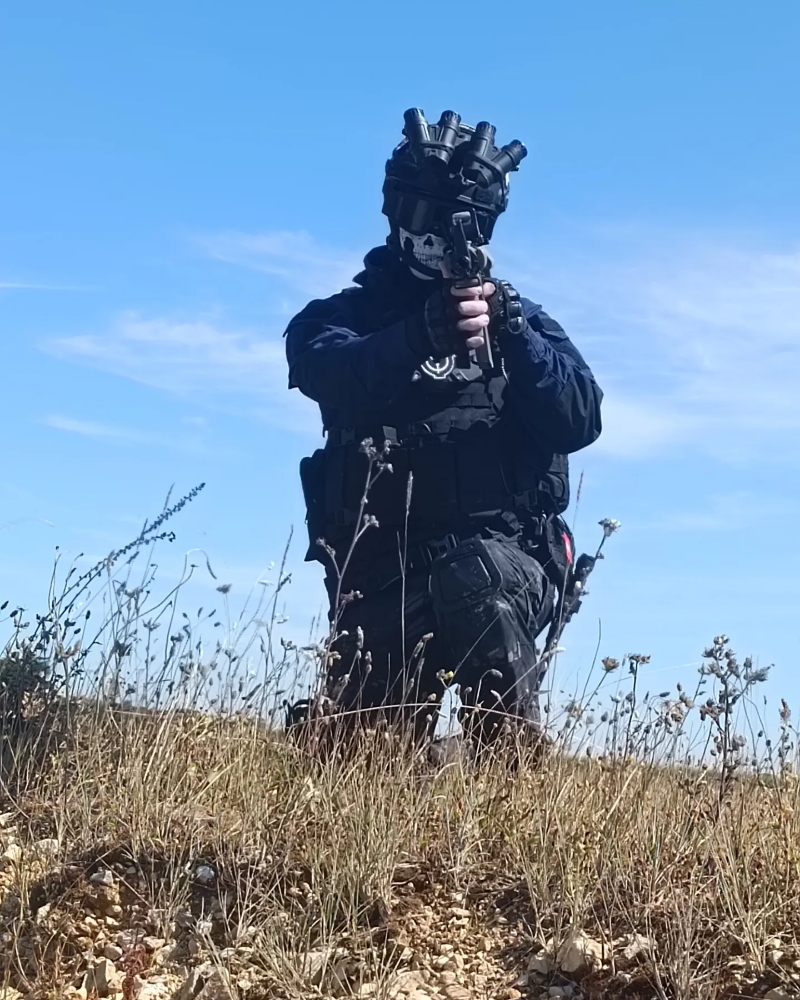 Epsilon-11 "M.F.T"  - Photo 1