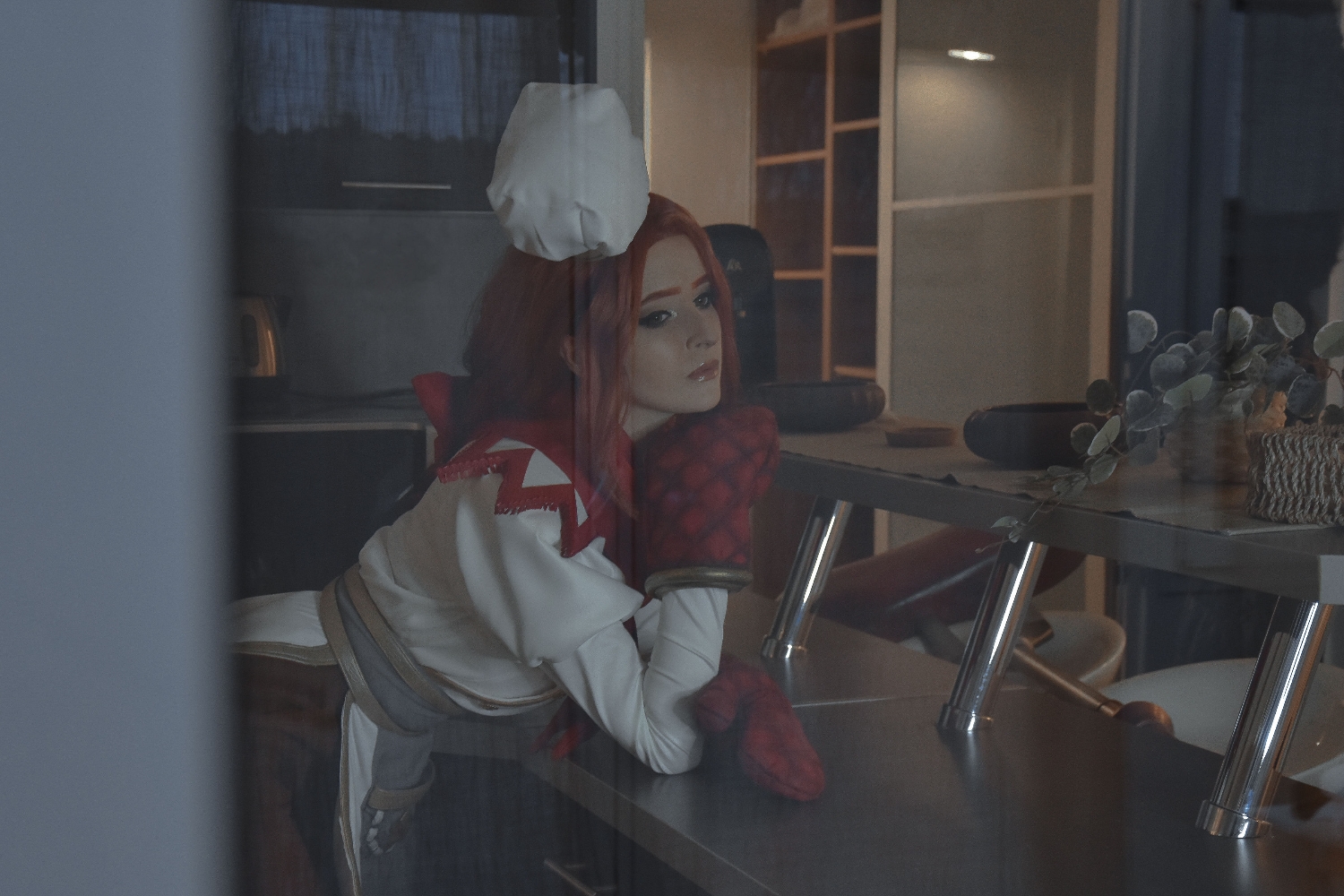 Private - Leona - Photo 4