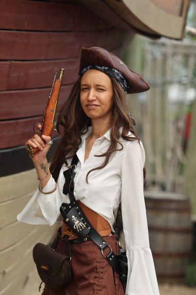 Lilly_bones_cosplay_ - Duo Pirates