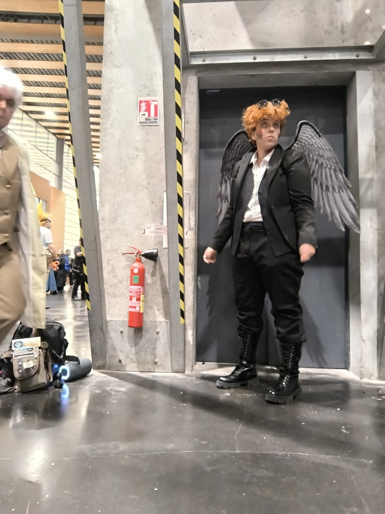 Waiting — photo 28