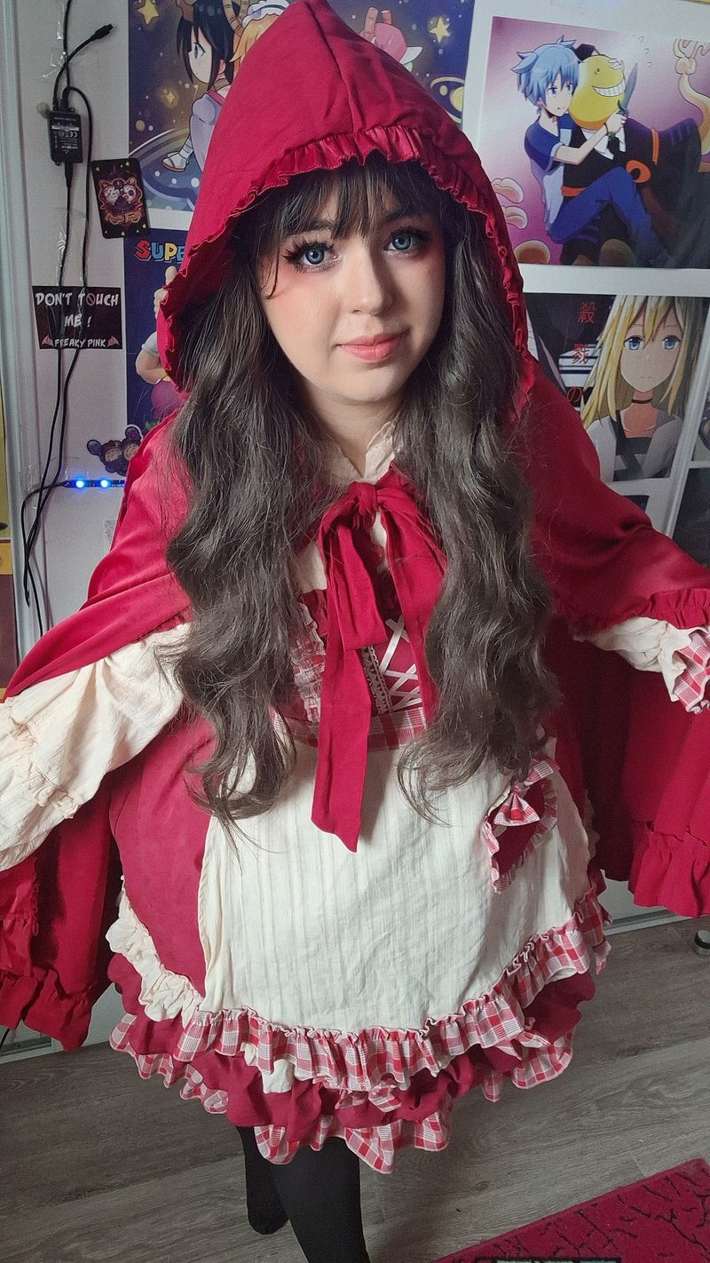 The Fragrant Flower Blooms With Dignity