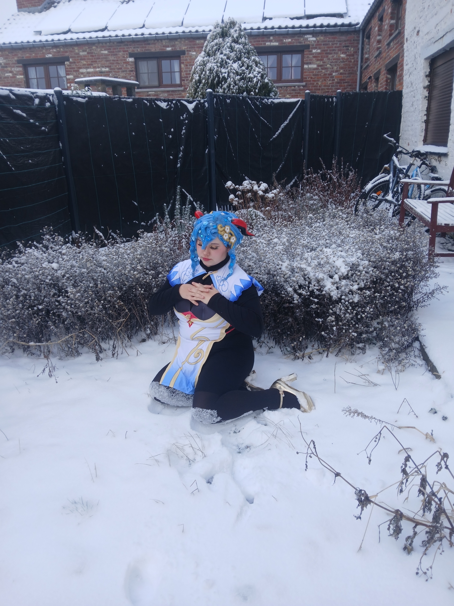 Ganyu in snow — photo 7
