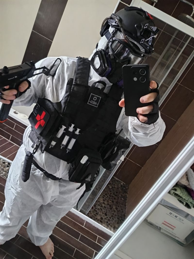 Nonline – Cosplay surprise 