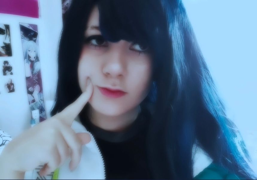 Kate - An Shiraishi selfies
