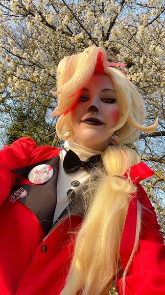 Blooki52_cos - Charlie Morningstar