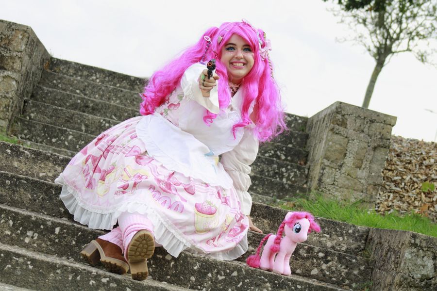 Yukuio - Pinkie pie shoot 3