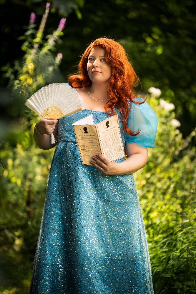 Penelope Featheringt - Photo 1