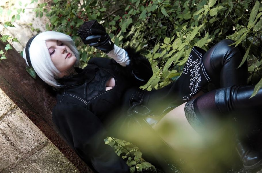 Moonflo.cos - 2b Nier Automata