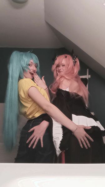 Ikxia_.cos - Miku & krul