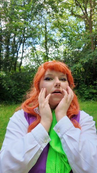 _fluffy_kiddo_ - Daphne placard