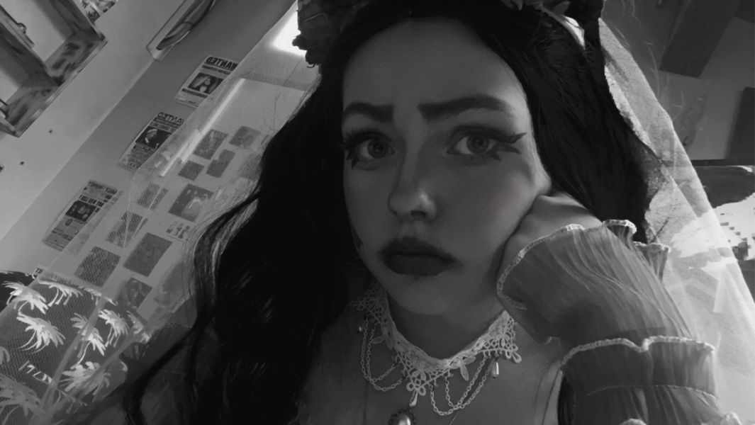 Liberty.cos - Emily