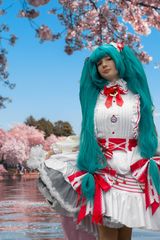 Hatsune Miku strawberry preview 3