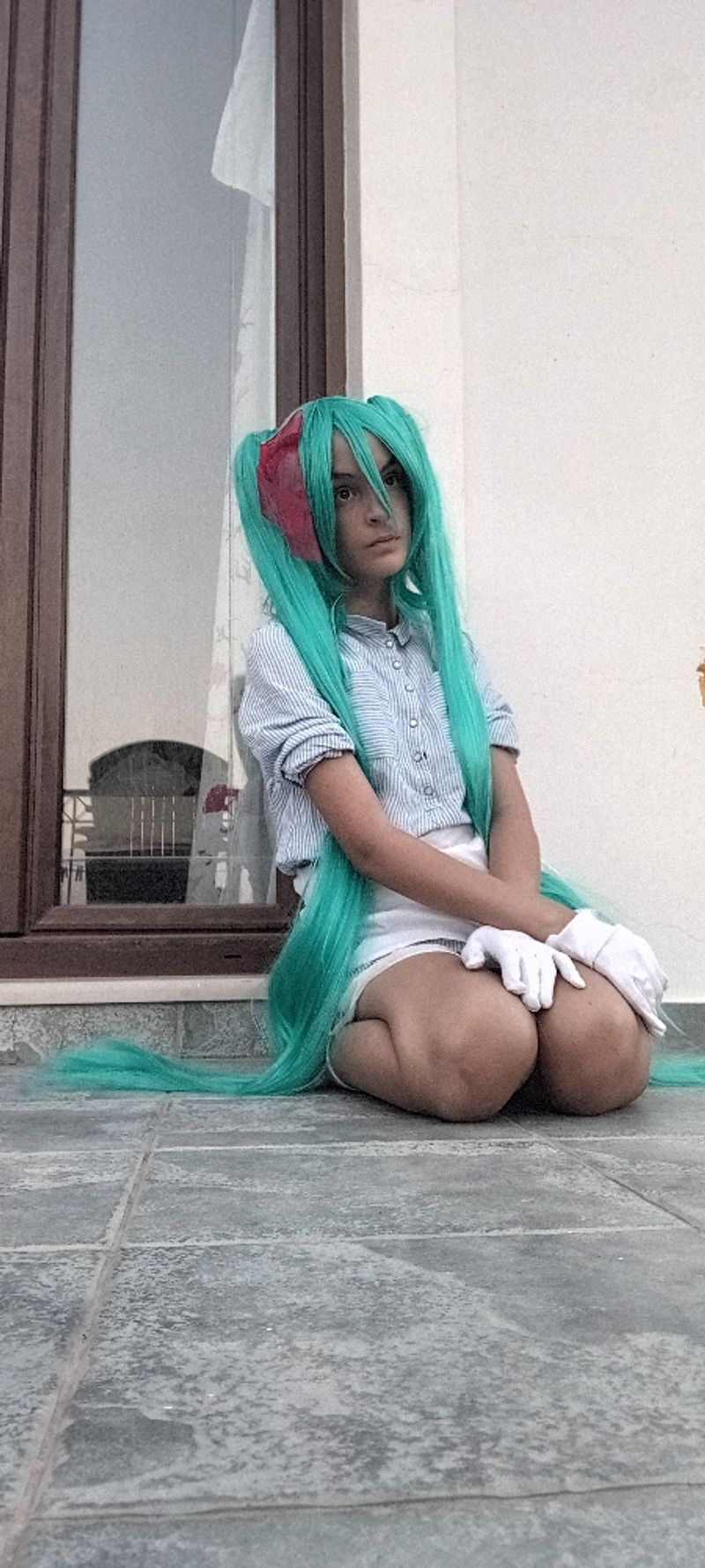 Love4cosplay – Mesmerizer Miku💙🍔⏱
