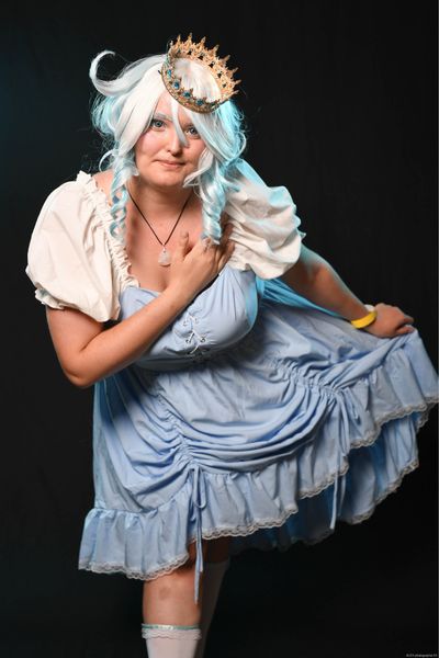 _undertaku.cos_ - Furina (Otaku)