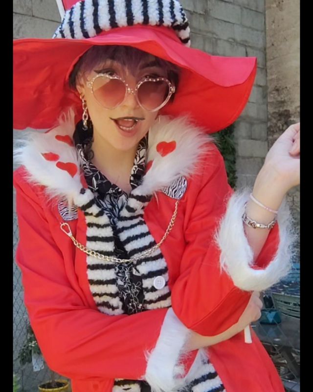 Mimikiwi.cos – Valentino 