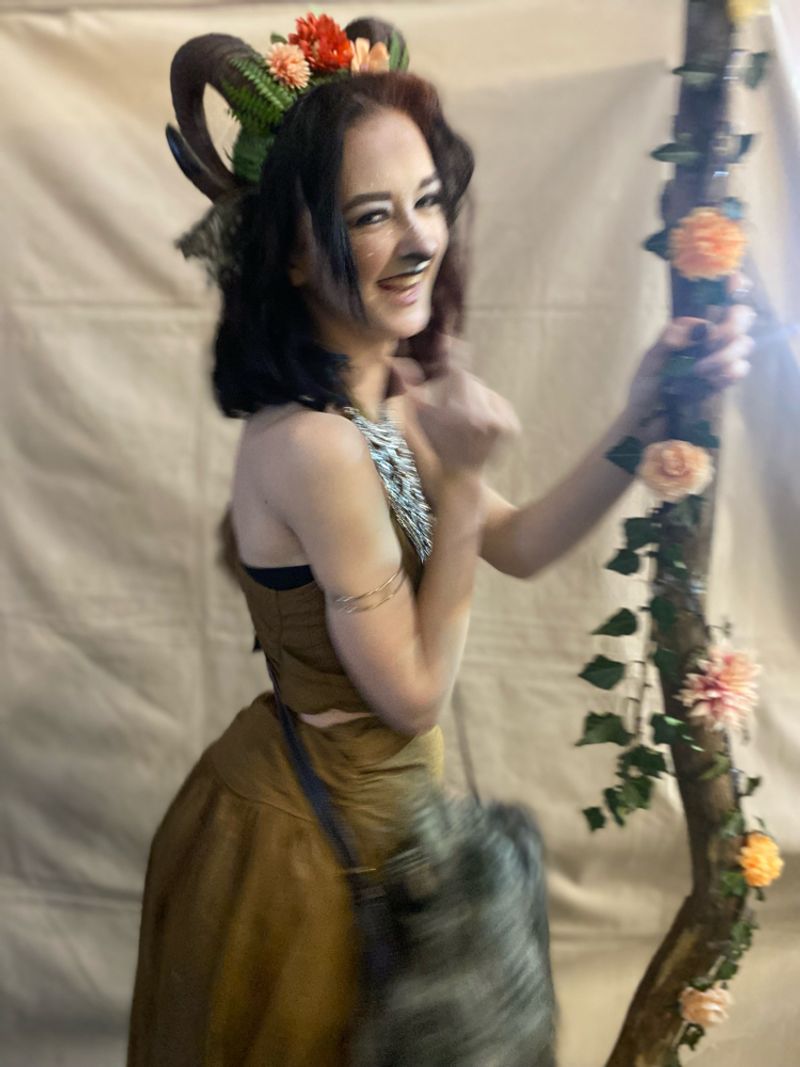 Familydelirium – Satyre