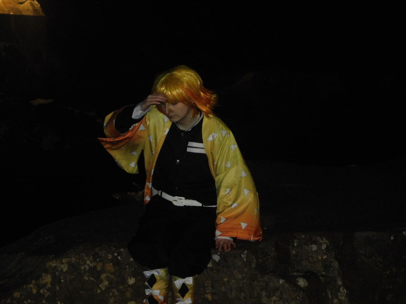 Night Zenitsu - Photo 24