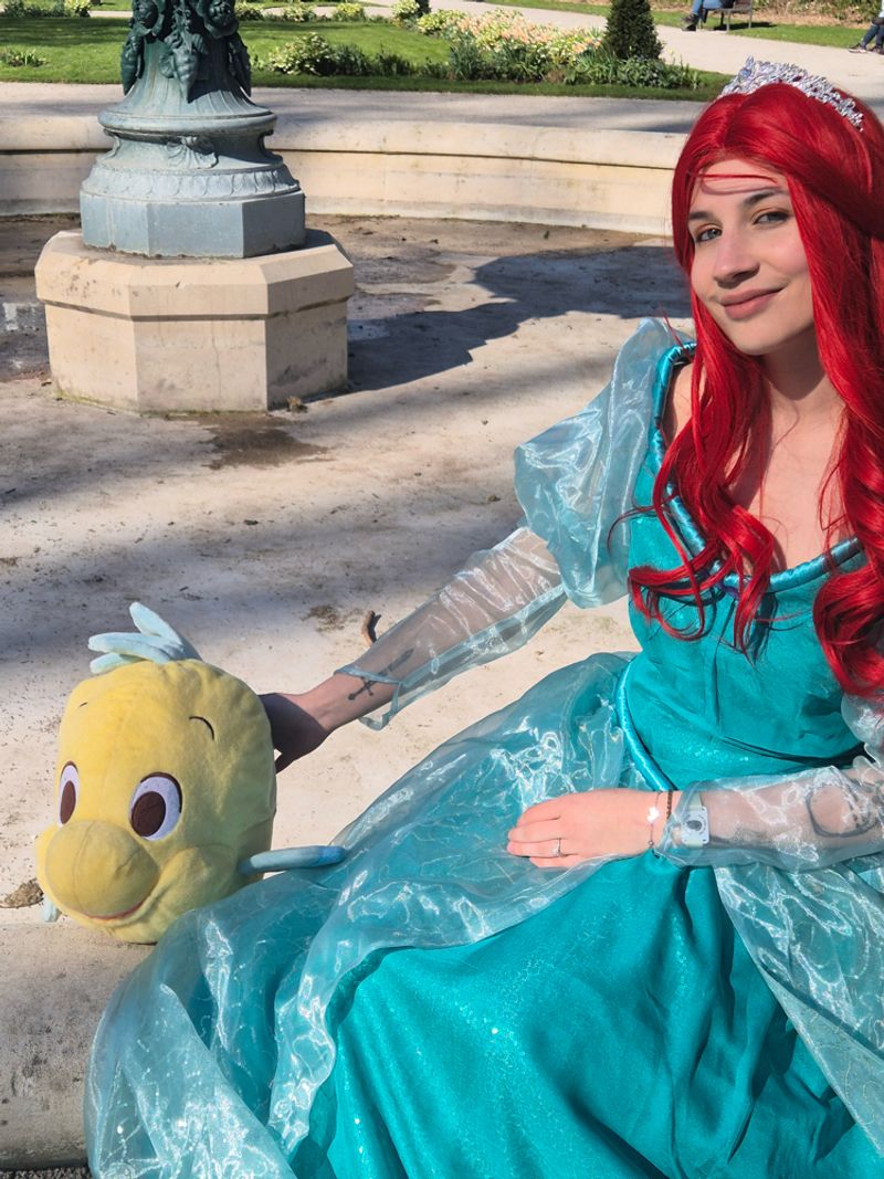 Rachel_roth_ – Ariel