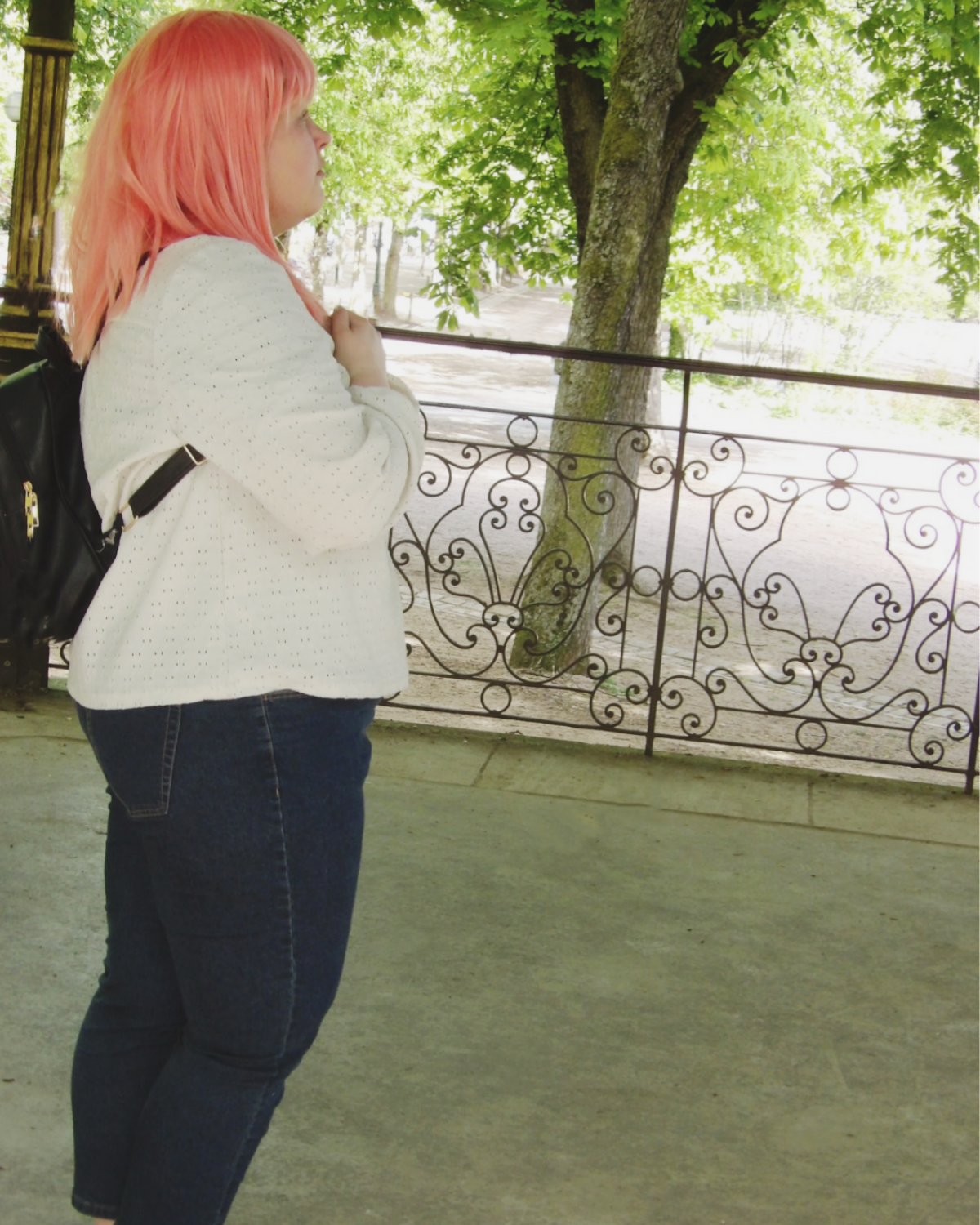 Yuki a sign of affection  - Photo 2