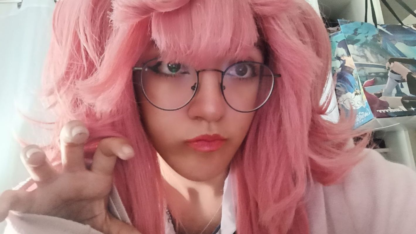 Strawb.eri_cos, Airi Momoi