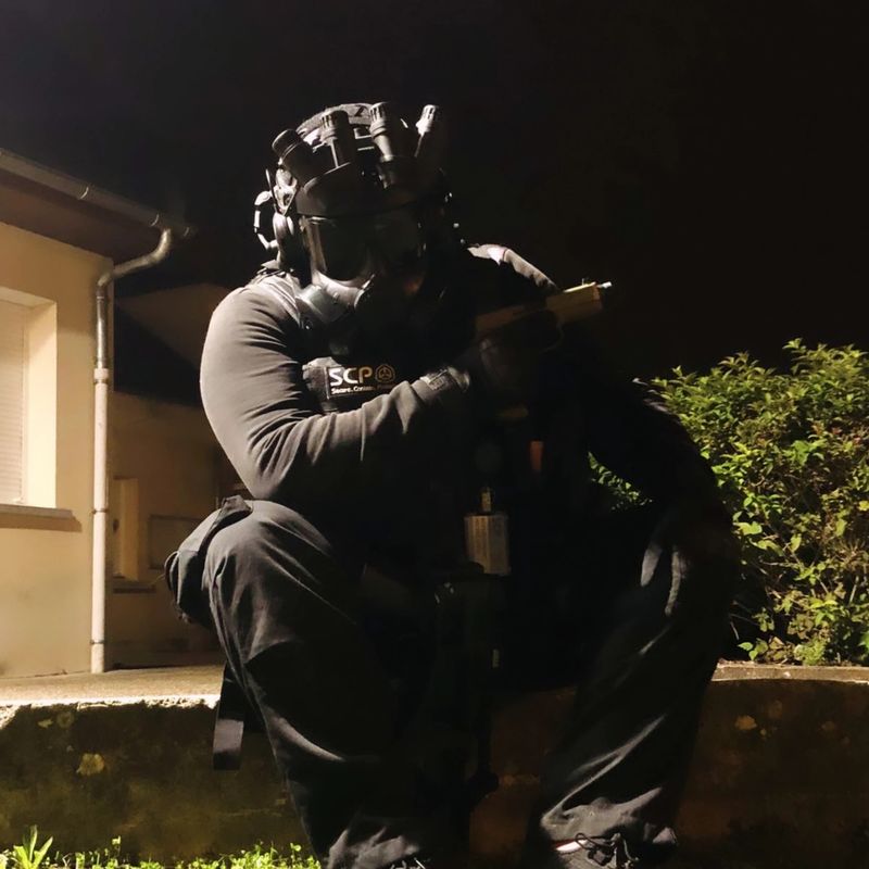 Ønix_ – Scp M.T.F