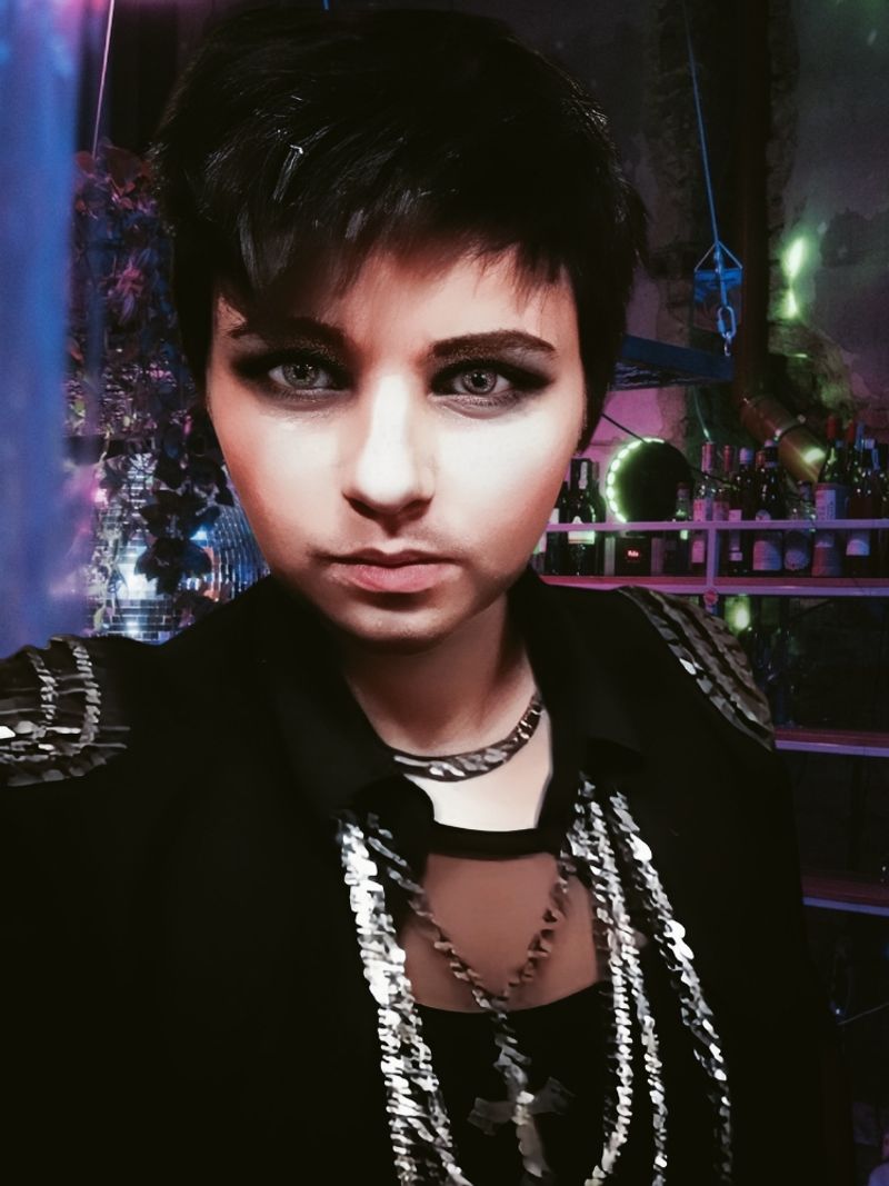 Sylverius_cos – Magnus Bane