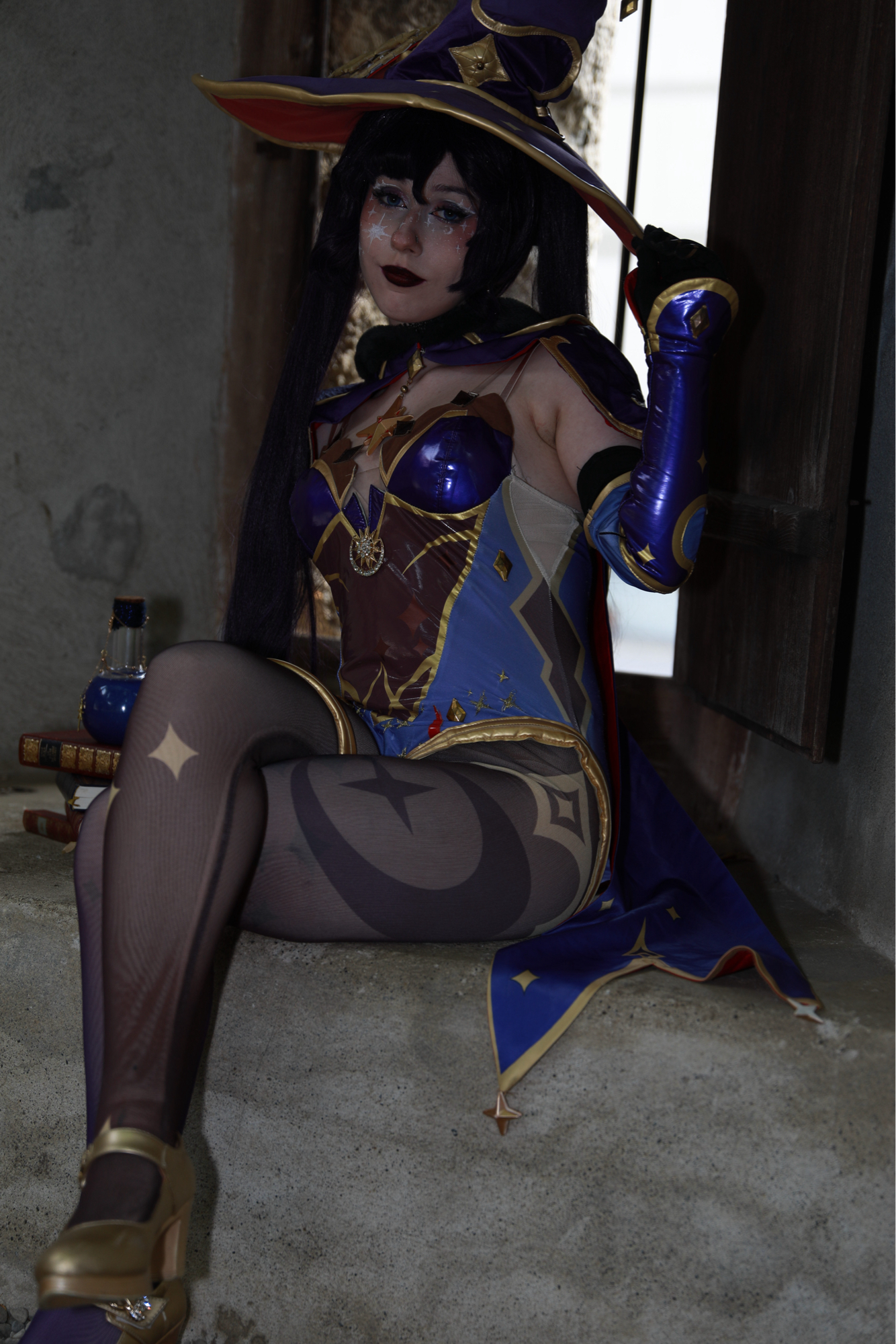 Mona Megistus, photo 15