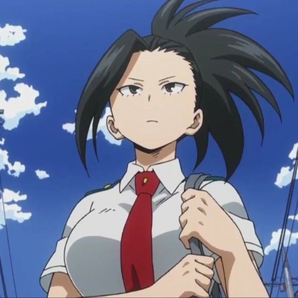 Momo Yaoyorozu 