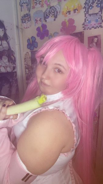 🎍nezuko_splay🎍 - Sakura miku 