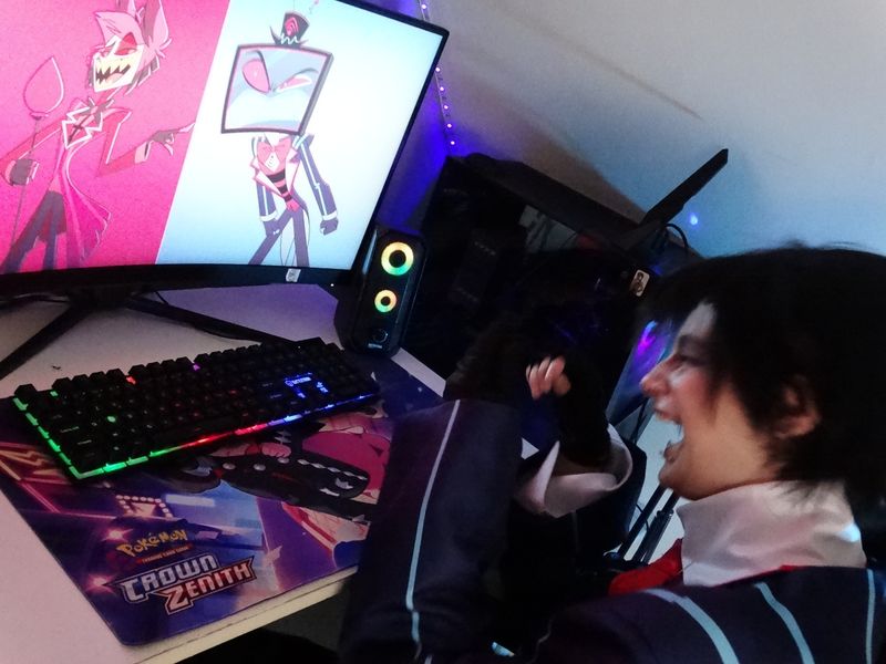 Sayadochy_ - 📺 || Vox