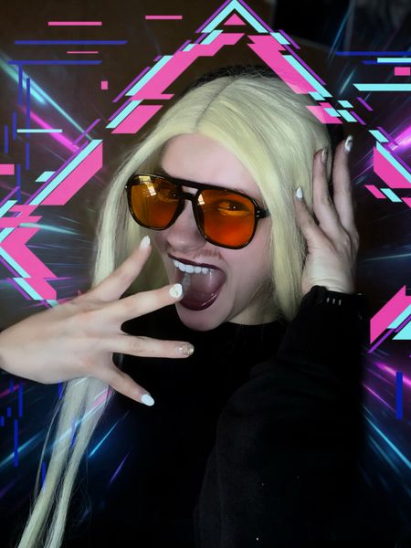 Cosplay_zaza - Present Mic