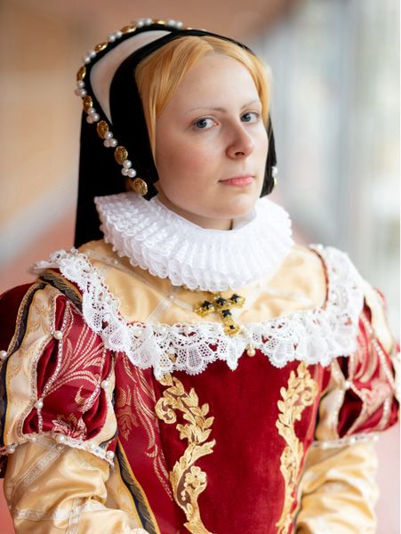 Kycilia - Mary I of England Cosplay