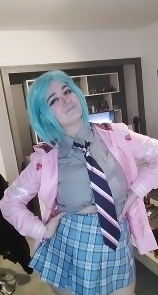 Mei_🫶 - Miku