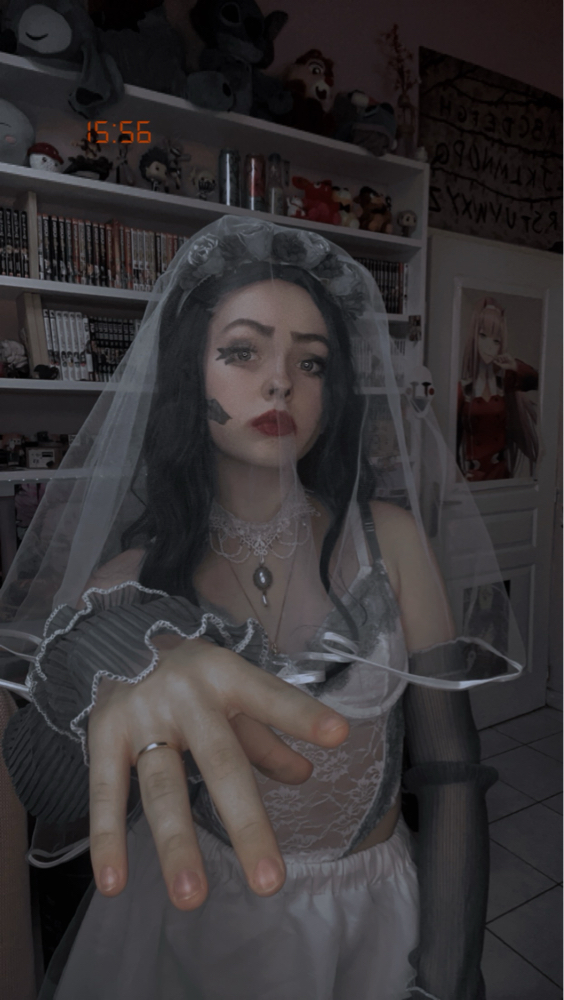 Emily — photo 6