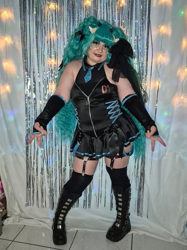✨️~rinou~✨️ – Miku Swimsuit V2 
