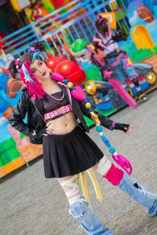 Jinx lovestruck