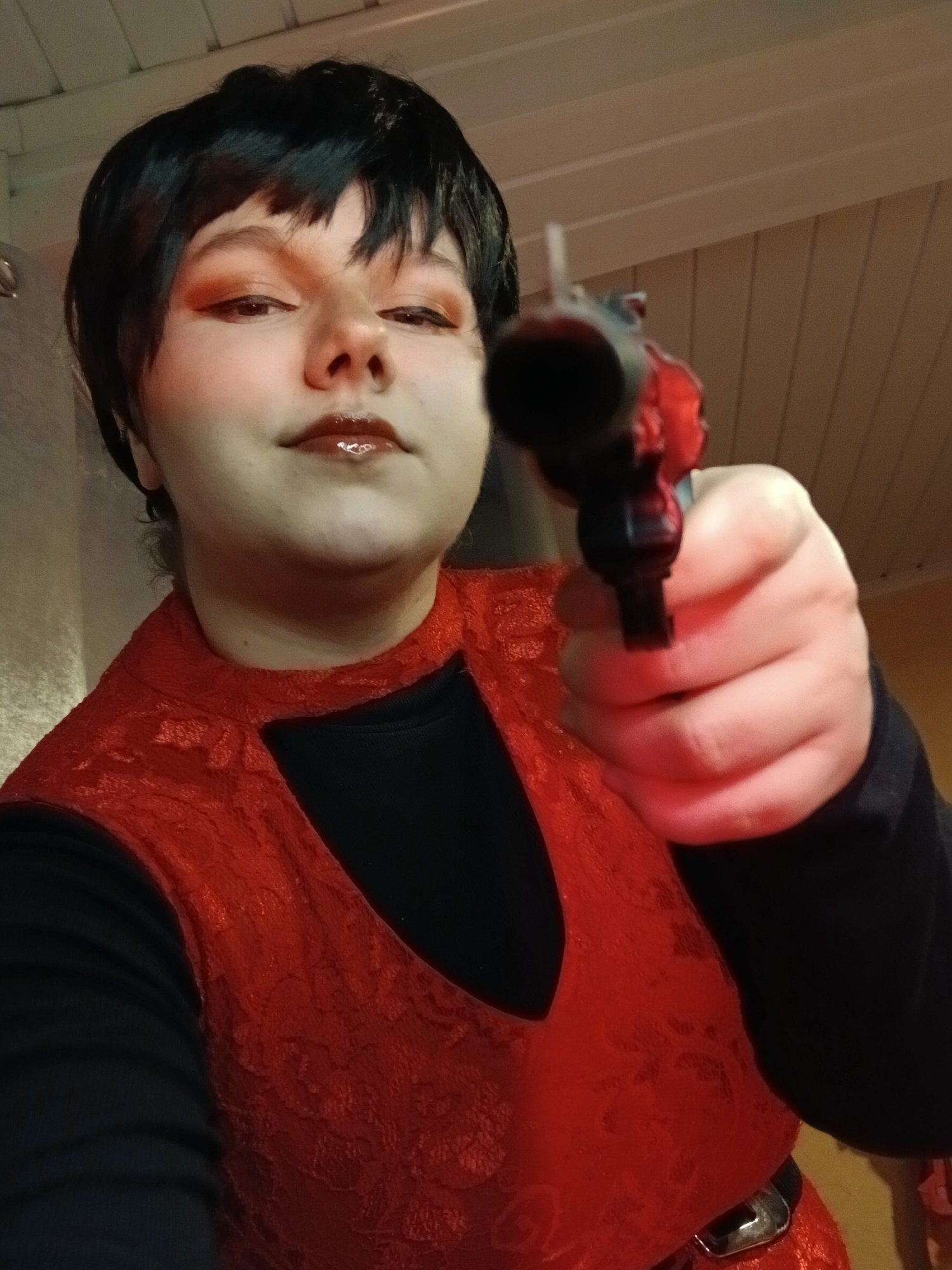 Ada wong at home - Photo 44