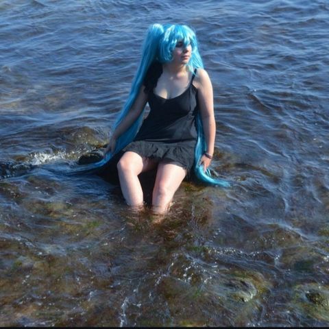 Deep sea girl miku 1