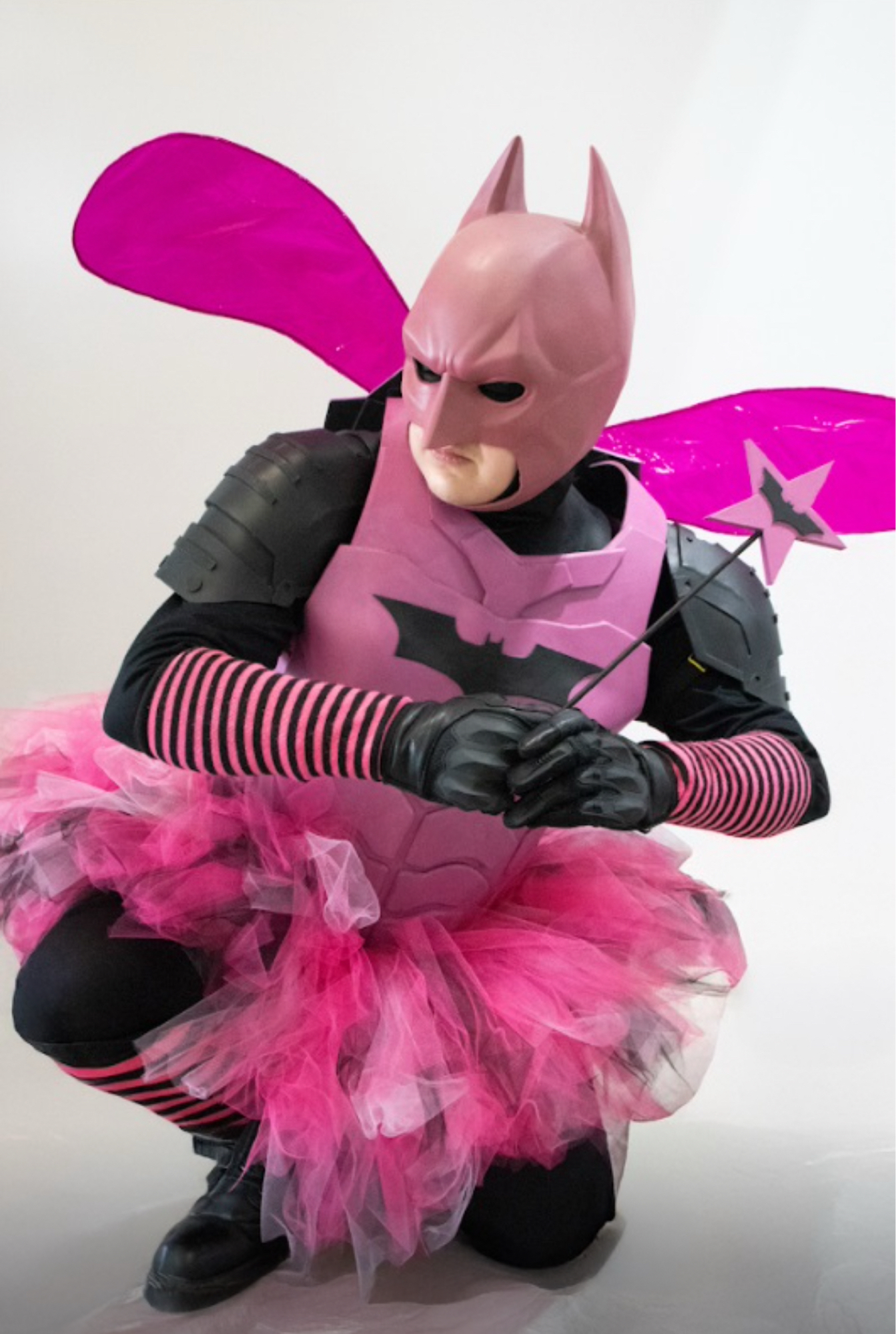 Batman Pink Fairy - Photo 9