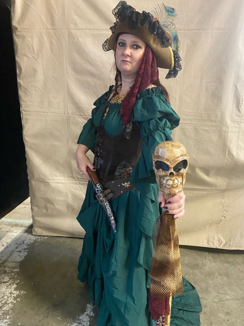 Familydelirium – Pirate 