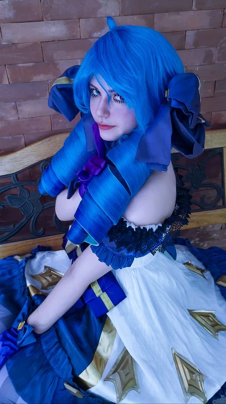 Kate – Gwen LoL cosplay