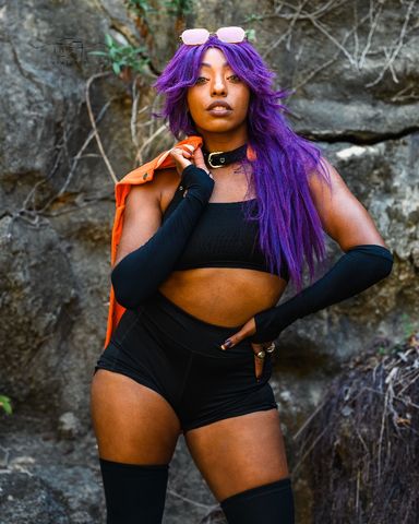 Yoruichi by Hyuna
