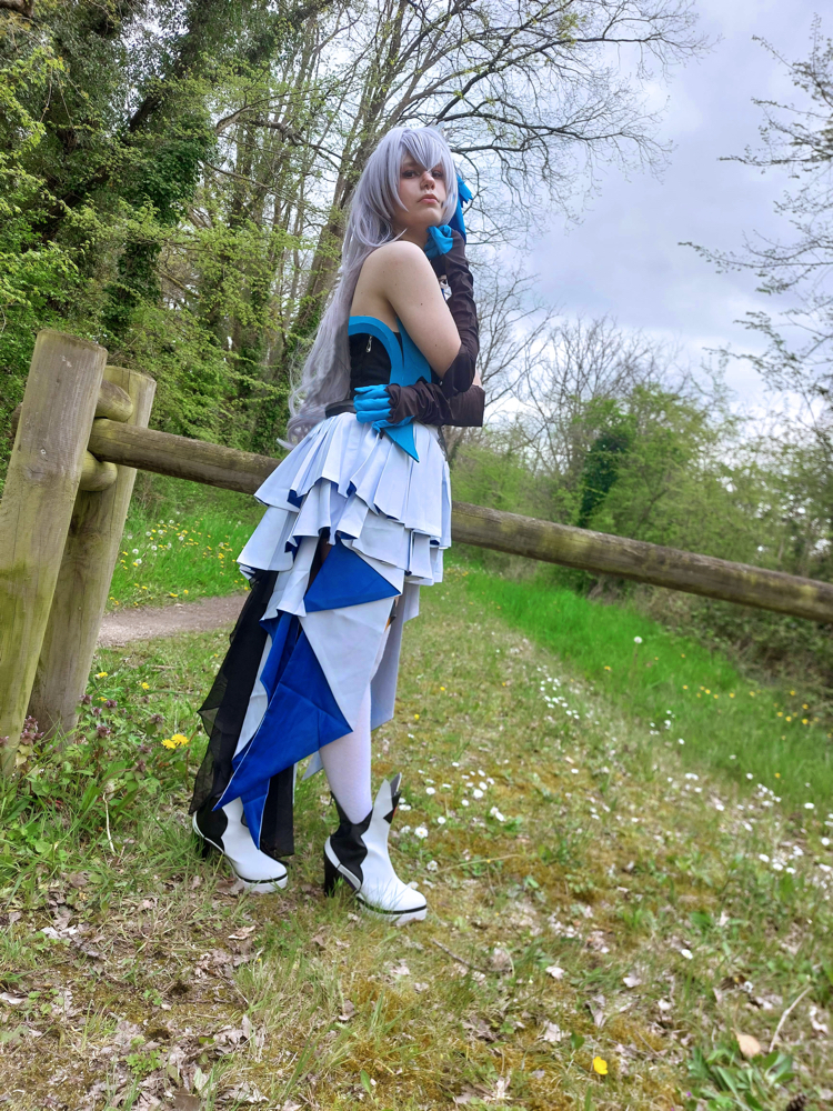 Bronya Herrscher - Photo 2