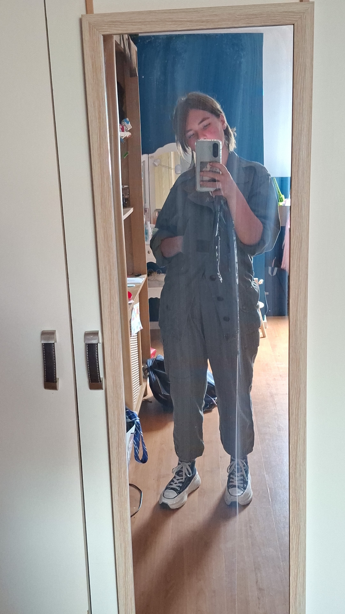 Ellie tlou  - Photo 3