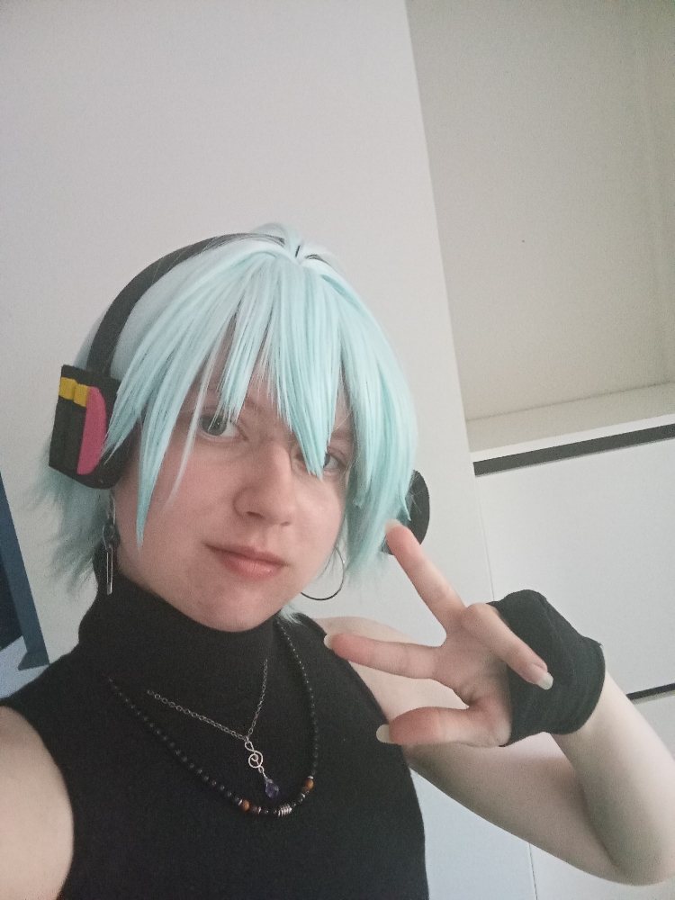 Mikuo closet
