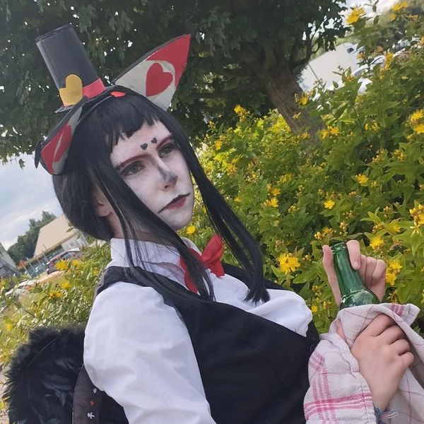 Shinoka_cosplay - husk ( hazbin hôtel)